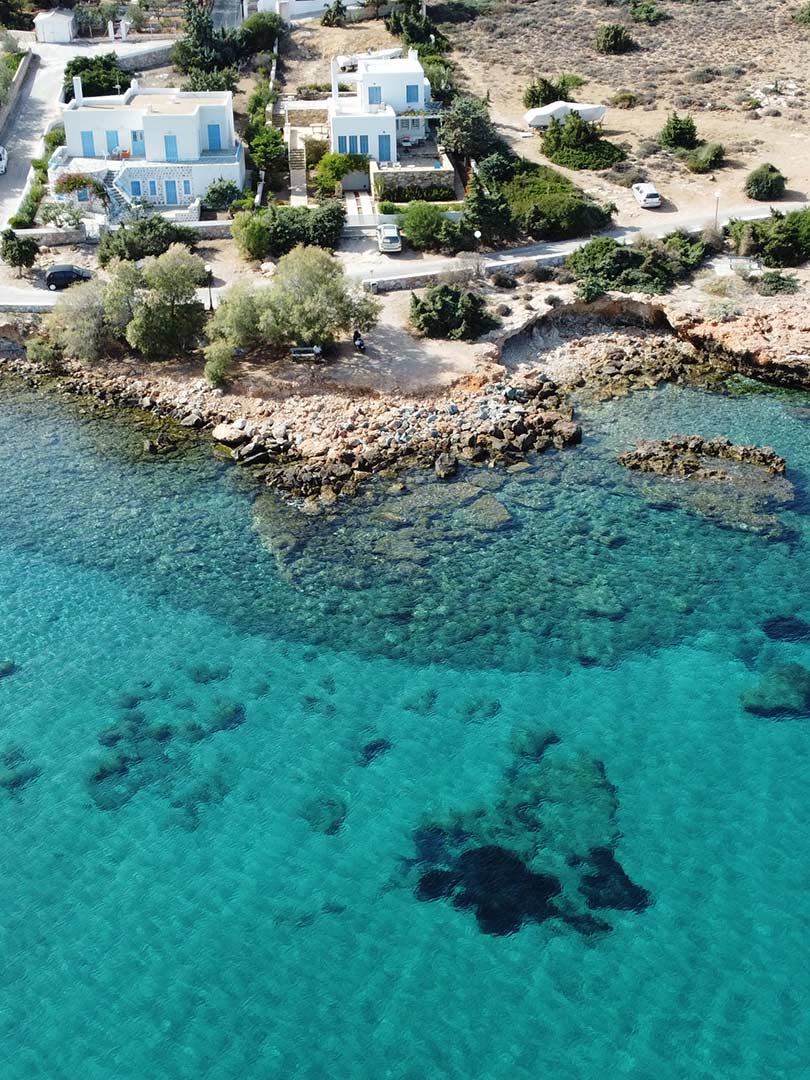 Παραλία Γριά Σπήλια Σύρος