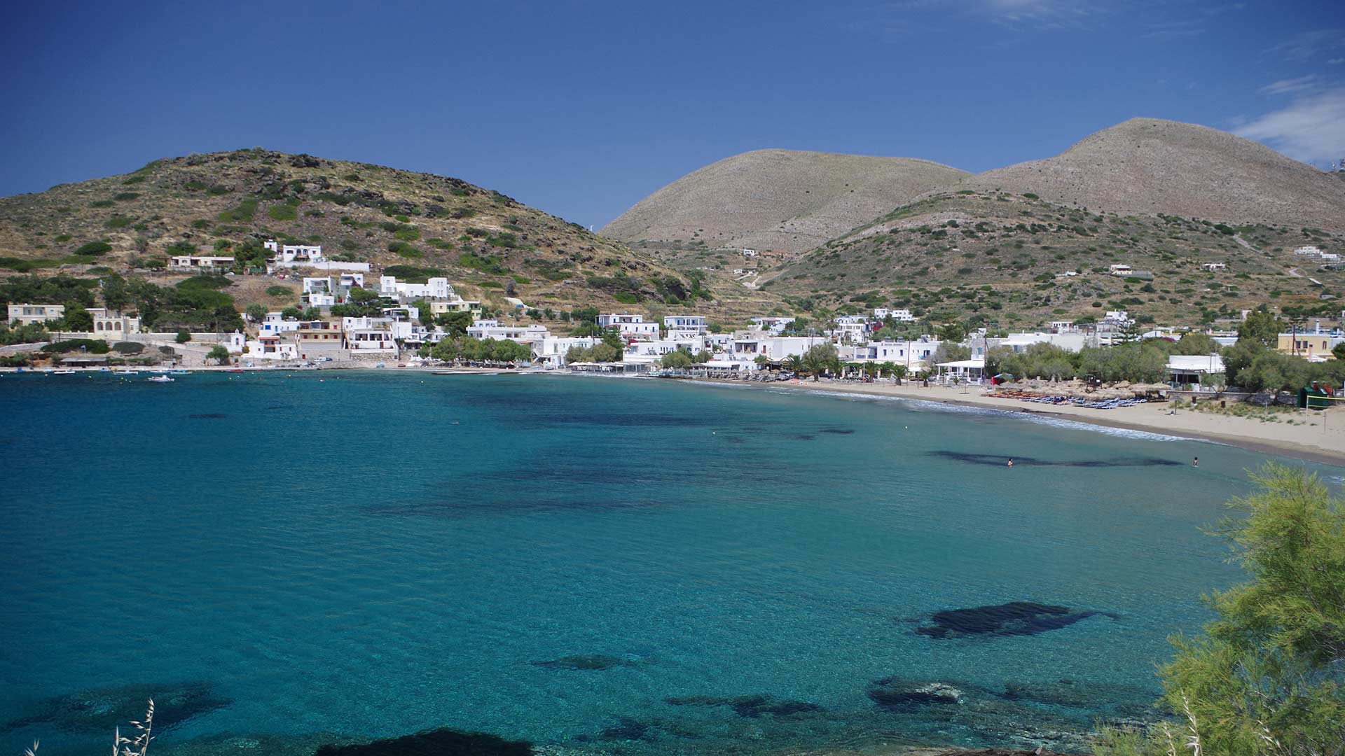 kini beach Syros